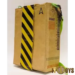 Sumito Owara 
Cardboard Box Design Shoulder Bag